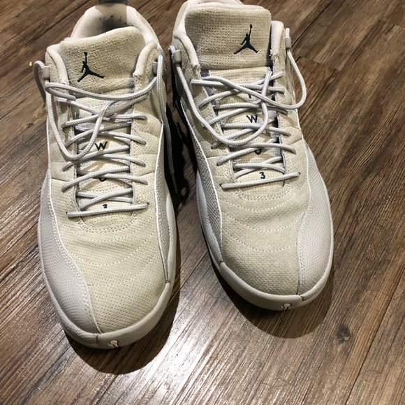 Shoes - Picture 2 of 3